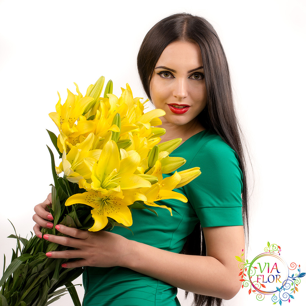 Лилия Желтая